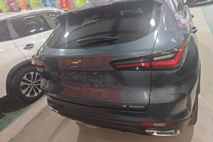 Used CHANGAN OSHAN X5 2021 Revised Version 1.5T DCT Luxury Edition Rear