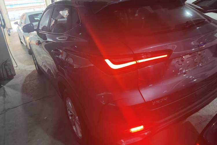 Used CHANGAN OSHAN X5 2021 Revised Version 1.6L Manual Luxury Edition Rear Left 45 Deg
