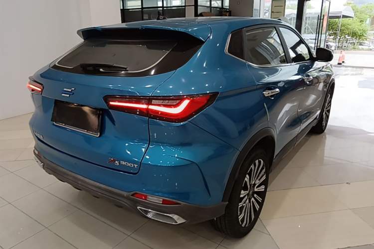 Used CHANGAN OSHAN X5 2021 Revised Version 1.5T DCT Luxury Edition Rear Right 45 Deg