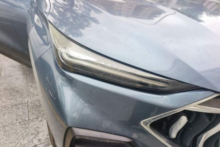 Used CHANGAN OSHAN X5 2021 1.5T DCT Prestige Edition Right Front Headlight