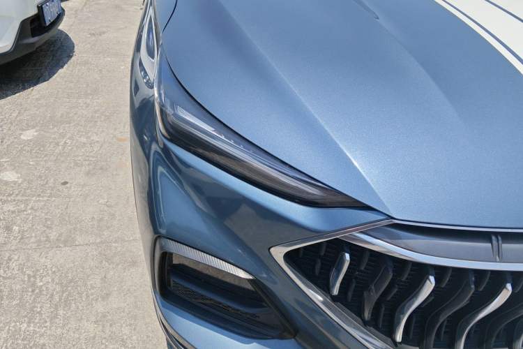 Used CHANGAN OSHAN X5 2021 1.5T DCT Flagship Edition Right Front Headlight