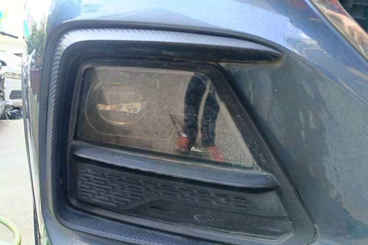 Used CHANGAN OSHAN X5 2021 1.5T DCT Prestige Edition Right Front Headlight