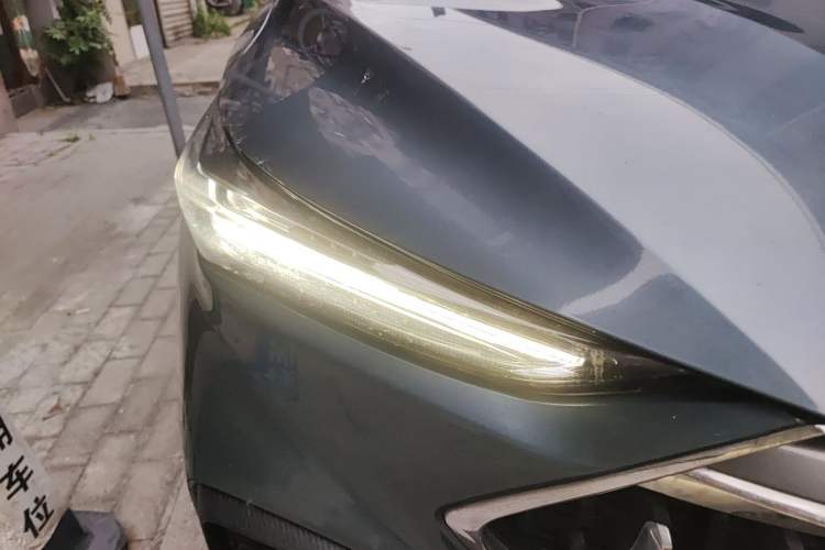 Used CHANGAN OSHAN X5 2021 1.6L CVT Flagship Model Right Front Headlight