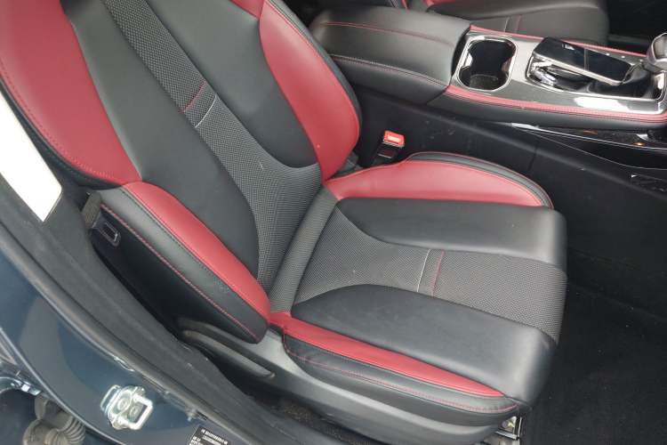 Used CHANGAN OSHAN X5 2021 1.5T DCT Luxury Edition Right Front Seat