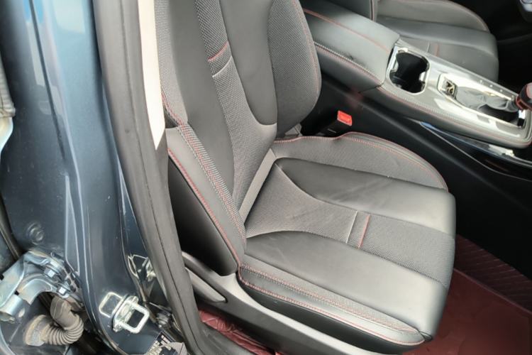 Used CHANGAN OSHAN X5 2021 Revised Version 1.5T DCT Luxury Edition Right Front Seat