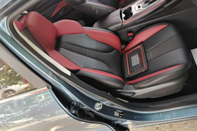 Used CHANGAN OSHAN X5 2021 1.5T DCT Luxury Edition Right Front Seat