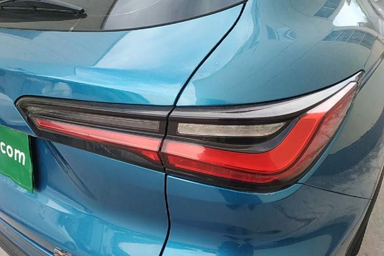 Used CHANGAN OSHAN X5 2021 1.5T DCT Flagship Edition Right Rear Taillight