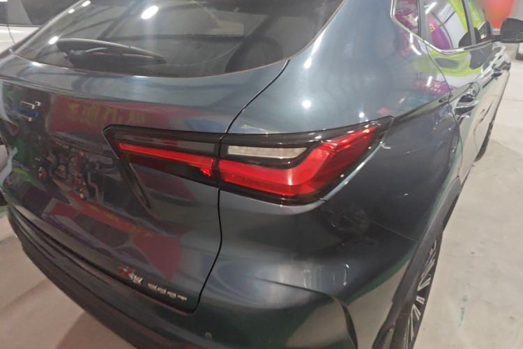 Used CHANGAN OSHAN X5 2021 Revised Version 1.5T DCT Luxury Edition Right Rear Taillight