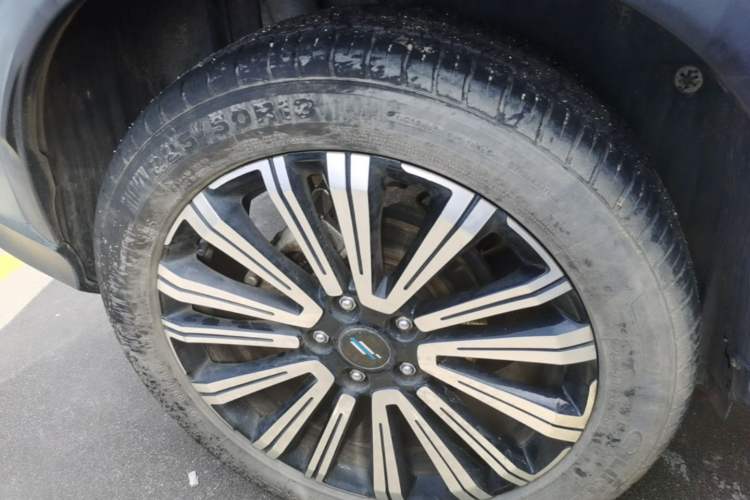 Used CHANGAN OSHAN X5 2021 1.6L CVT Comfort Model Right Rear Wheel Hub