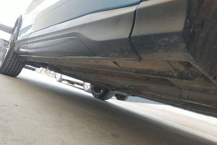 Used CHANGAN OSHAN X5 2021 1.5T DCT Flagship Edition Right Side Sill