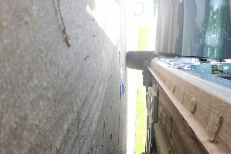 Used CHANGAN OSHAN X5 2021 1.6L CVT Comfort Model Right Side Sill