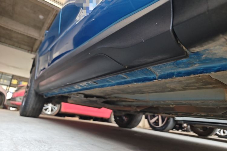 Used CHANGAN OSHAN X5 2021 1.5T DCT Flagship Edition Right Side Sill