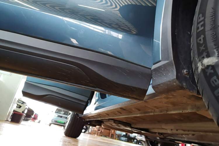 Used CHANGAN OSHAN X5 2021 1.5T DCT Prestige Edition Right Side Sill