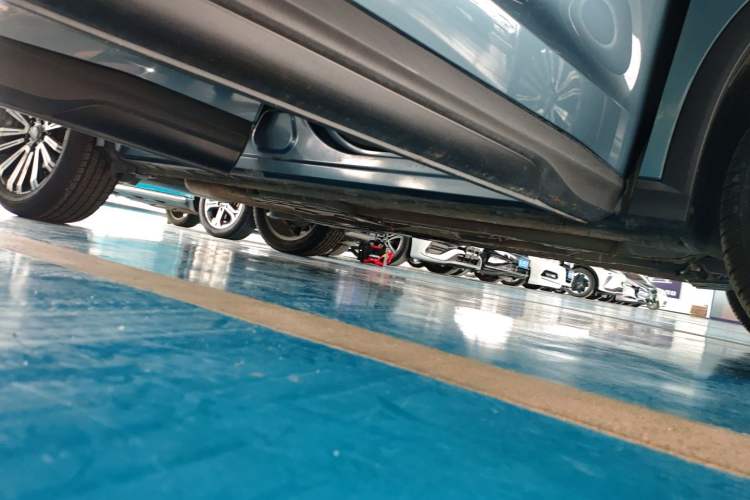 Used CHANGAN OSHAN X5 2021 Revised Version 1.5T DCT Luxury Edition Right Side Sill