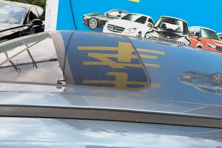 Used CHANGAN OSHAN X5 2021 Revised Version 1.5T DCT Luxury Edition Roof