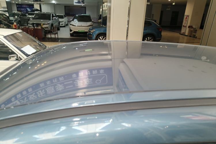 Used CHANGAN OSHAN X5 2021 1.6L CVT Comfort Model Roof