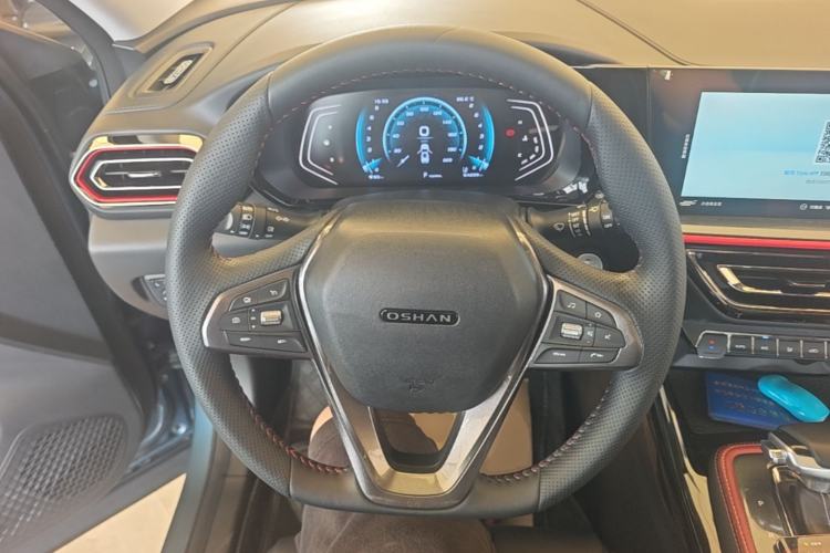 Used CHANGAN OSHAN X5 2021 1.5T DCT Flagship Edition Steering Wheel