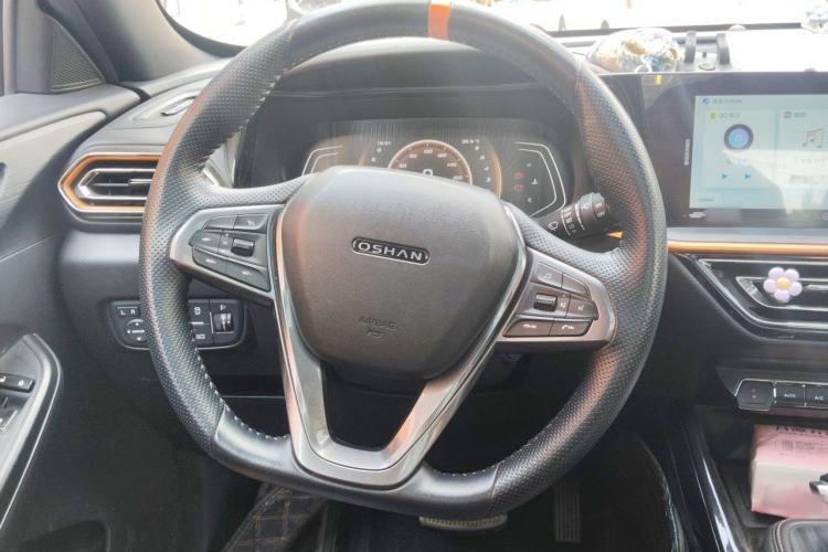 Used CHANGAN OSHAN X5 2021 1.5T DCT Prestige Edition Steering Wheel