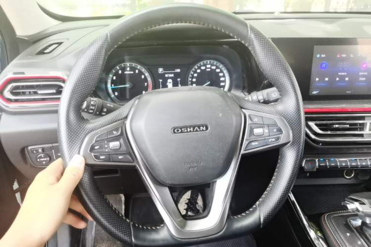Used CHANGAN OSHAN X5 2021 1.6L CVT Comfort Model Steering Wheel