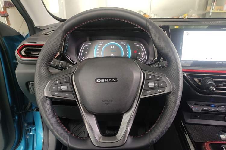 Used CHANGAN OSHAN X5 2021 1.5T DCT Flagship Edition Steering Wheel