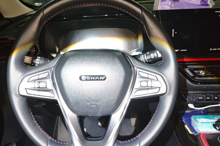 Used CHANGAN OSHAN X5 2021 1.5T DCT Prestige Edition Steering Wheel