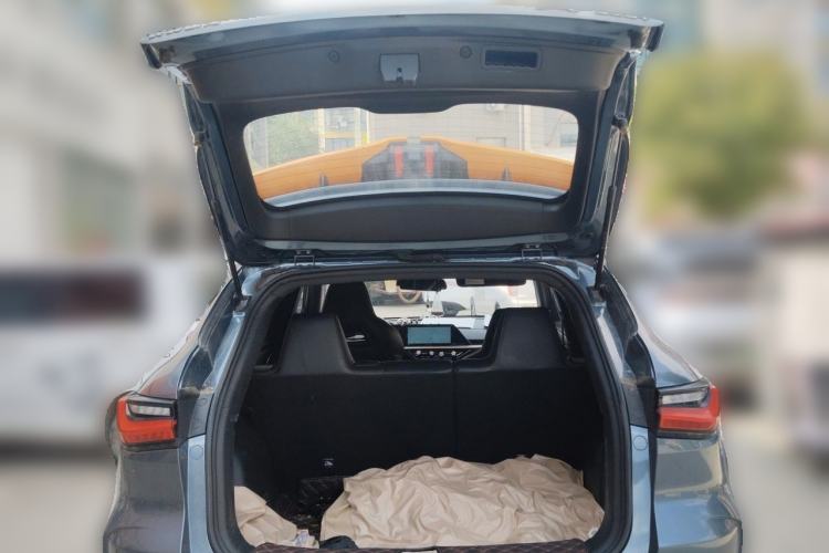 Used CHANGAN OSHAN X5 2021 1.5T DCT Prestige Edition Trunk