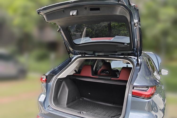 Used CHANGAN OSHAN X5 2021 1.5T DCT Flagship Edition Trunk