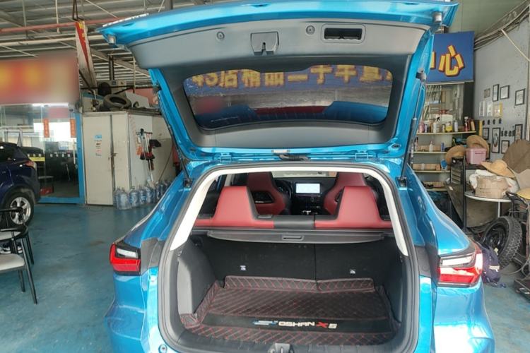 Used CHANGAN OSHAN X5 2021 1.5T DCT Flagship Edition Trunk
