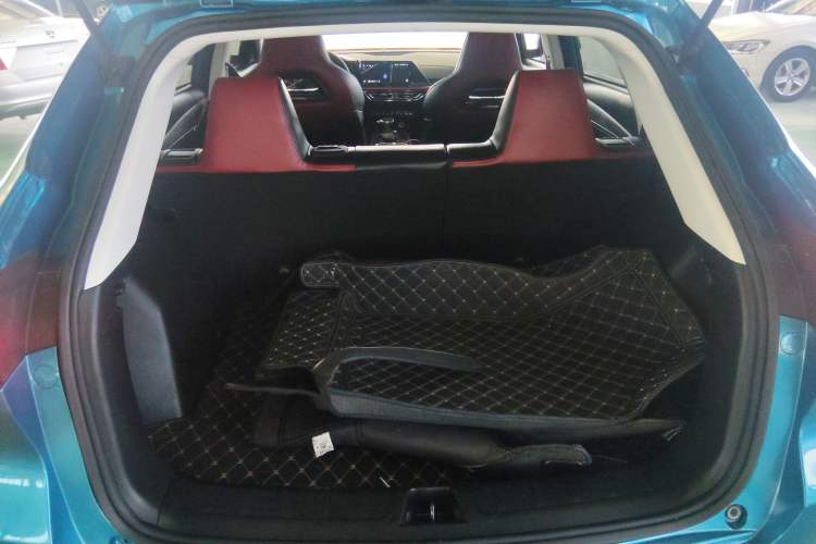 Used CHANGAN OSHAN X5 2021 1.5T DCT Prestige Edition Trunk