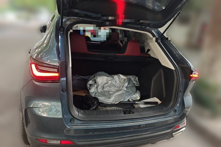 Used CHANGAN OSHAN X5 2021 1.5T DCT Flagship Edition Trunk