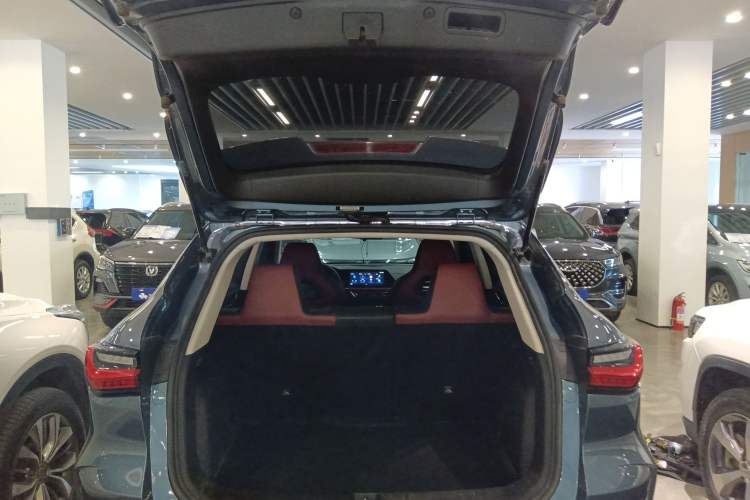 Used CHANGAN OSHAN X5 2021 1.5T DCT Luxury Edition Trunk