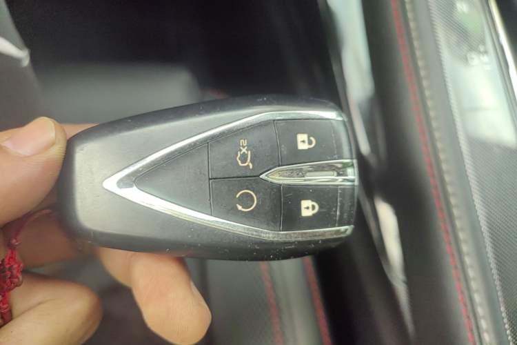 Used CHANGAN OSHAN X5 2021 1.6L CVT Luxury Model Vehicle Key