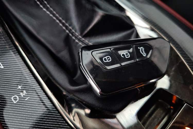 Used CHANGAN OSHAN X5 2021 1.5T DCT Flagship Edition Vehicle Key