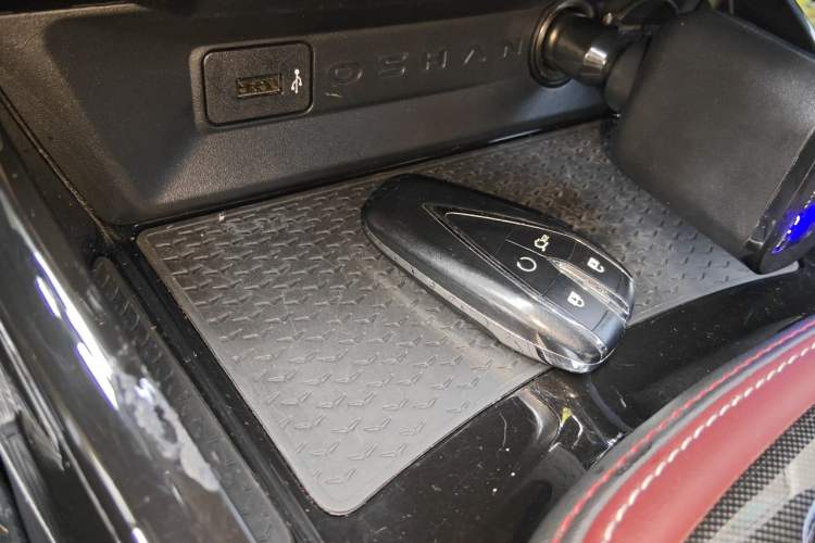 Used CHANGAN OSHAN X5 2021 1.5T DCT Flagship Edition Vehicle Key