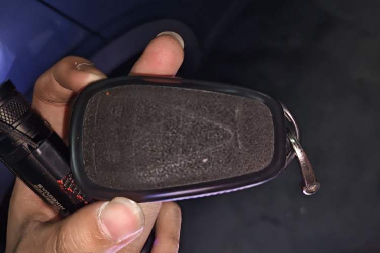Used CHANGAN OSHAN X5 2021 1.5T DCT Prestige Edition Vehicle Key
