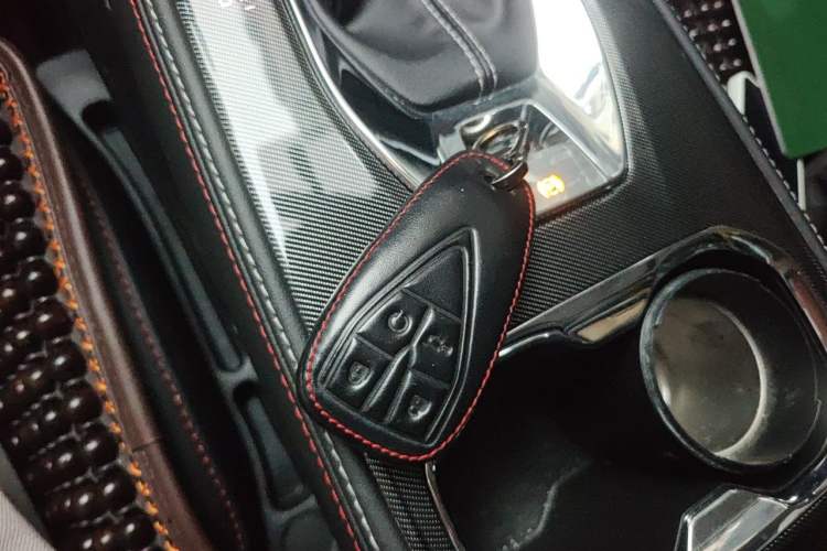 Used CHANGAN OSHAN X5 2021 1.6L CVT Flagship Model Vehicle Key