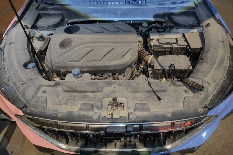 Used CHANGAN OSHAN X5 2021 1.5T DCT Flagship Edition Engine Bay