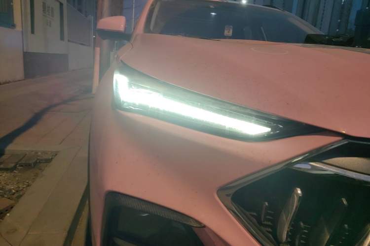 Used CHANGAN OSHAN X5 2021 1.5T DCT Flagship Edition Right Front Headlight