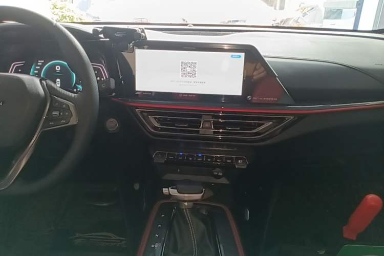 Used CHANGAN OSHAN X5 2021 1.5T DCT Flagship Edition Audio And AC Panel