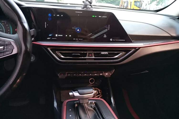 Used CHANGAN OSHAN X5 2021 1.5T DCT Flagship Edition Audio And AC Panel