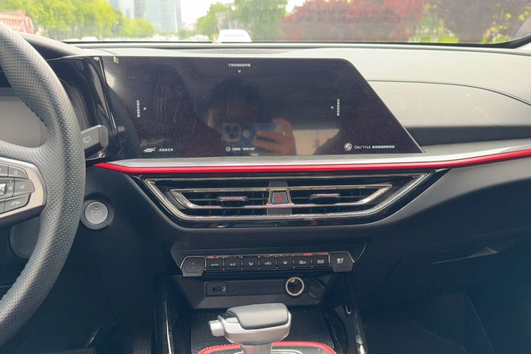 Used CHANGAN OSHAN X5 2021 1.5T DCT Flagship Edition Audio And AC Panel