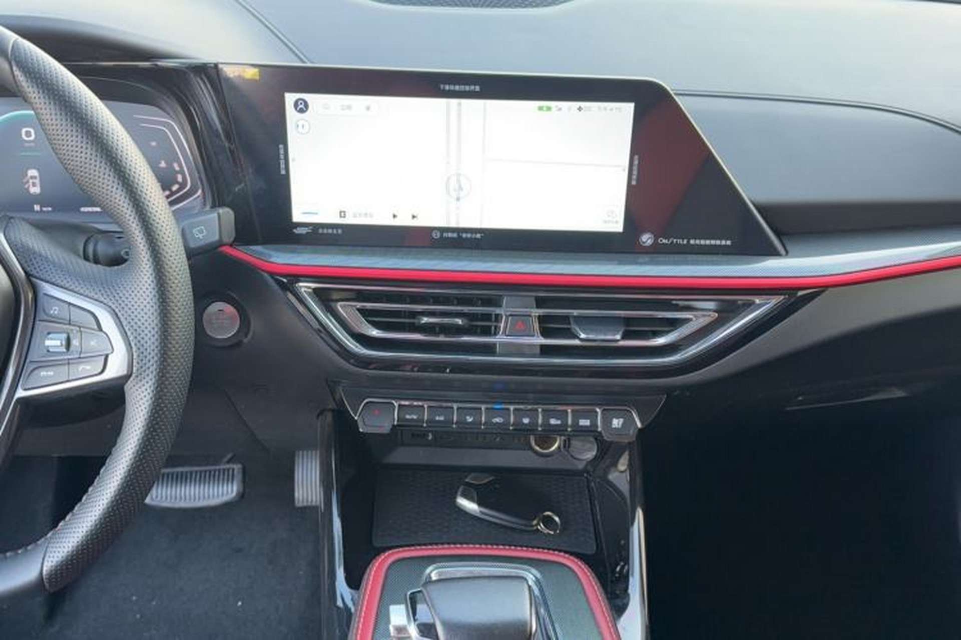 Used CHANGAN OSHAN X5 2021 1.5T DCT Prestige Edition Audio And AC Panel