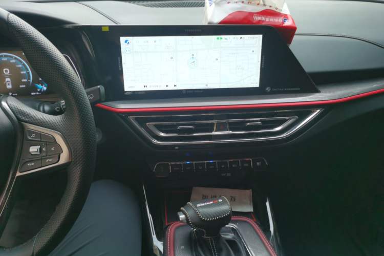 Used CHANGAN OSHAN X5 2021 1.5T DCT Prestige Edition Audio And AC Panel