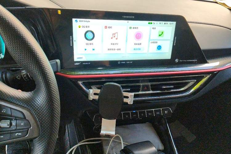 Used CHANGAN OSHAN X5 2021 1.6L CVT Luxury Model Audio And AC Panel
