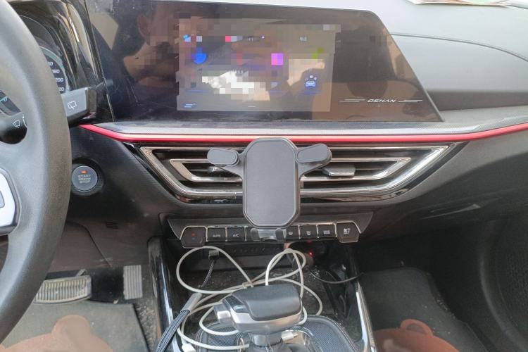 Used CHANGAN OSHAN X5 2021 Revised Version 1.6L CVT Luxury Edition Audio And AC Panel