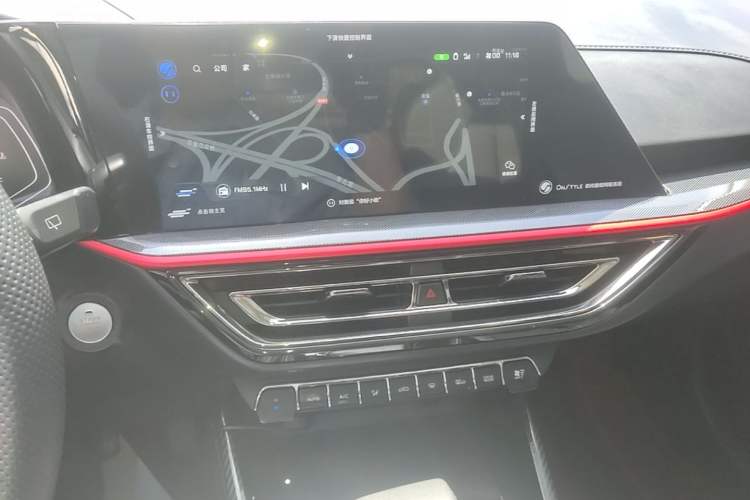 Used CHANGAN OSHAN X5 2021 1.6L CVT Luxury Model Audio And AC Panel