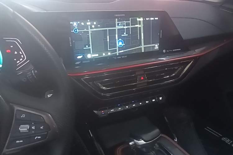 Used CHANGAN OSHAN X5 2021 1.5T DCT Prestige Edition Audio And AC Panel