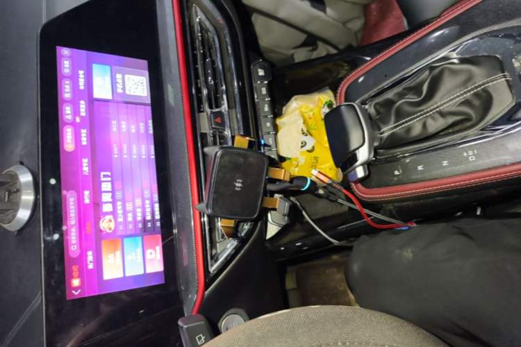 Used CHANGAN OSHAN X5 2021 1.5T DCT Prestige Edition Audio And AC Panel