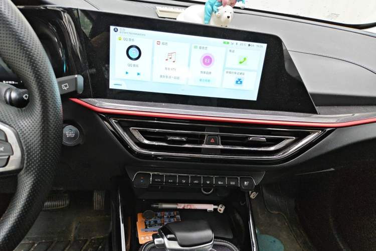 Used CHANGAN OSHAN X5 2021 1.5T DCT Flagship Edition Audio And AC Panel