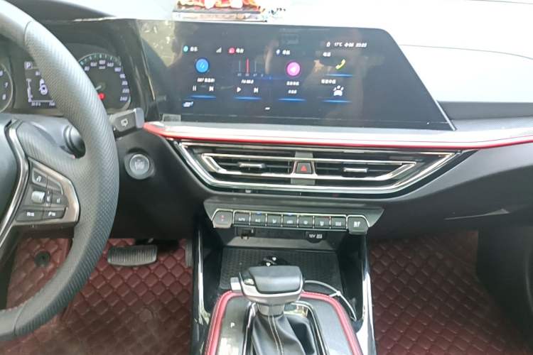 Used CHANGAN OSHAN X5 2021 Revised Version 1.5T DCT Luxury Edition Audio And AC Panel